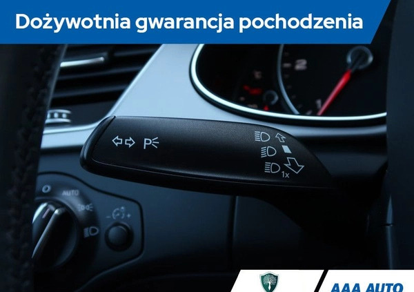 Audi A4 cena 48000 przebieg: 208968, rok produkcji 2013 z Maków Mazowiecki małe 352